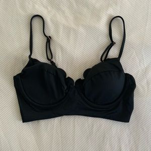 Vanilla Beach Scallop Trim Bikini Top